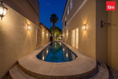 5 bedrooms Villa in Dubai, UAE No. 199368 14