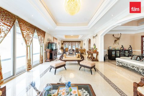 5 bedrooms Villa in Dubai, UAE No. 199368