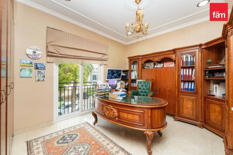 5 bedrooms Villa in Dubai, UAE No. 199368 10