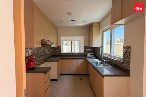 3 bedrooms Villa in Dubai, UAE No. 199364 9