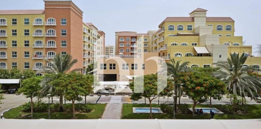 2 bedrooms Apartment in Dubai Investment Park, UAE No. 172067