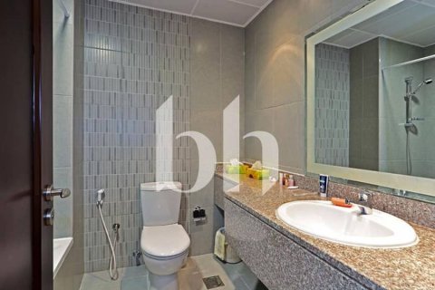 2 bedrooms Apartment in Dubai Investment Park, UAE No. 172067 11