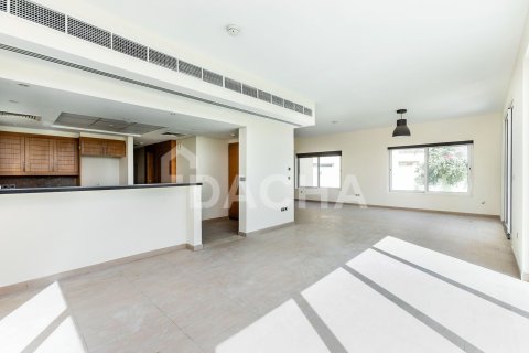 Вилла с 4 спальнями в Jumeirah Park, ОАЭ №155497 5