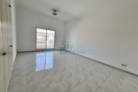 371.6m² Bungalow No. 125713 7