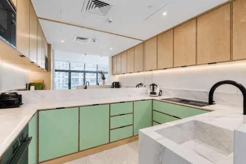 3 bedrooms Apartment in Dubai, UAE No. 183430 3