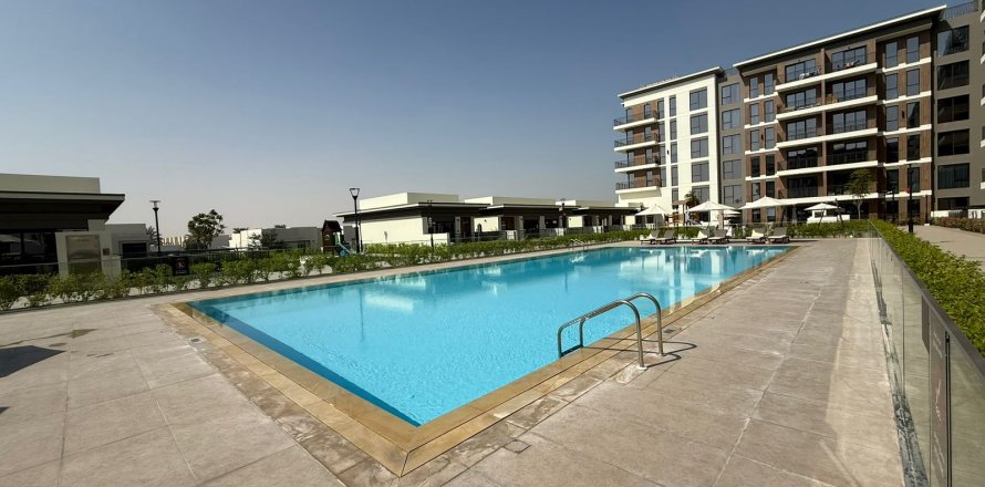 2 bedrooms Apartment in Dubai, UAE No. 183428