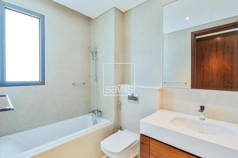 5 bedrooms Villa in Abu Dhabi, UAE No. 194863 8