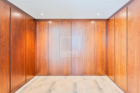 5 bedrooms Villa in Abu Dhabi, UAE No. 194863 10