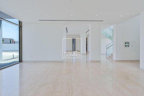 5 bedrooms Villa in Abu Dhabi, UAE No. 194863 23