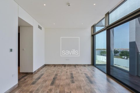 5 bedrooms Villa in Abu Dhabi, UAE No. 194863 12