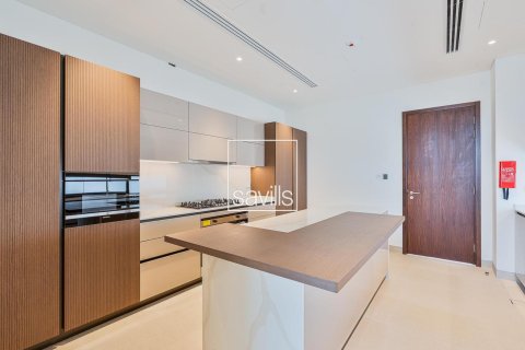 5 bedrooms Villa in Abu Dhabi, UAE No. 194863 19