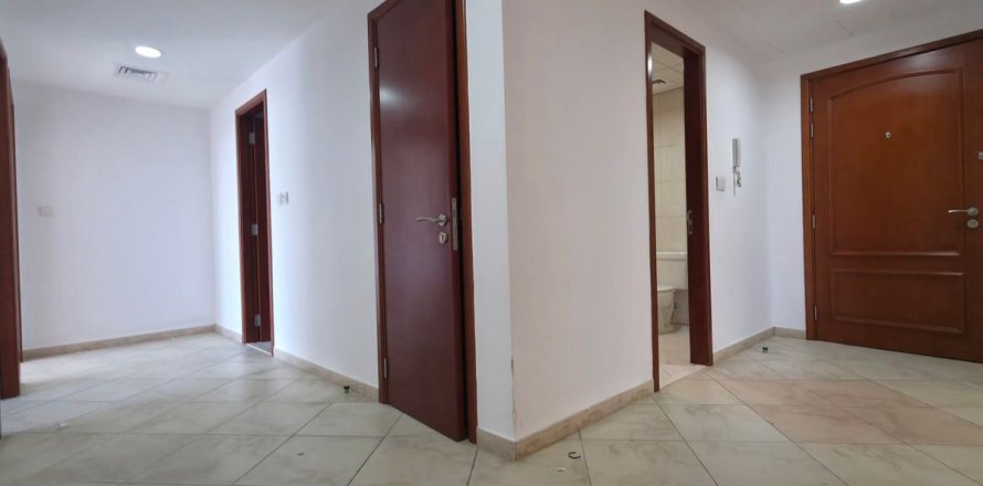 2 bedrooms Apartment in Motor City, UAE No. 143703
