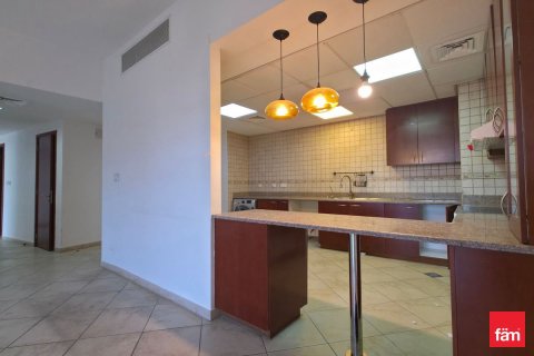 2 bedrooms Apartment in Motor City, UAE No. 143703 12