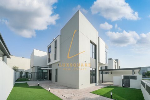 Вилла с 5 спальнями в Murooj Al Furjan, ОАЭ №145710 13