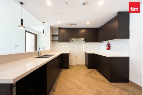 Квартира с 2 спальнями в Аль-Кифаф, ОАЭ №140529 12