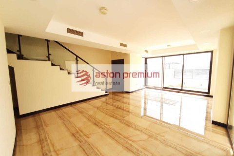 Villa de 4 dormitorios en Jumeirah Village Circle, UAE No. 168484