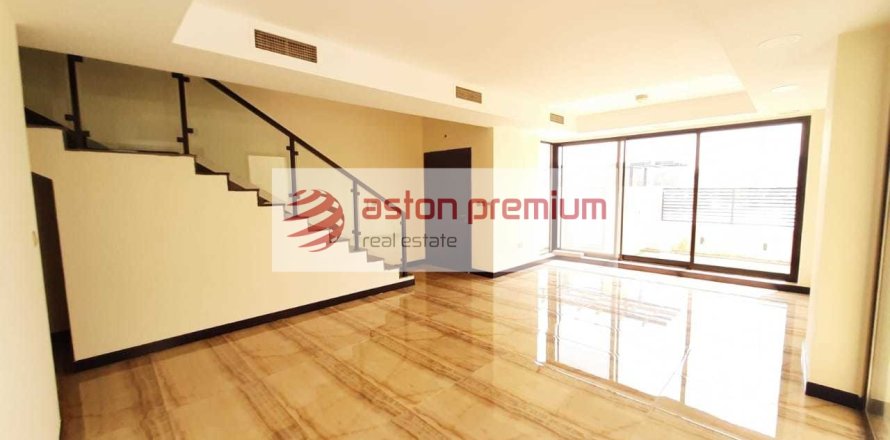 Villa de 4 dormitorios en Jumeirah Village Circle, UAE No. 168484