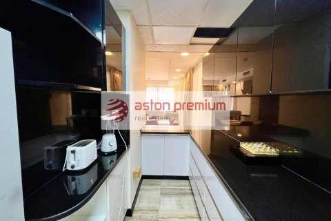 Villa de 4 dormitorios en Jumeirah Village Circle, UAE No. 168484 8