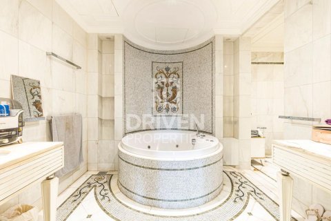 2 bedrooms Apartment in Culture Village, UAE No. 138206 10