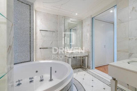 3 bedrooms Apartment in Culture Village, UAE No. 138205 5