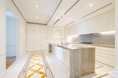 3 bedrooms Apartment in Culture Village, UAE No. 138205 8