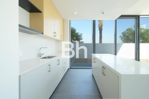 Townhouse de 4 dormitorios  No. 113663 8