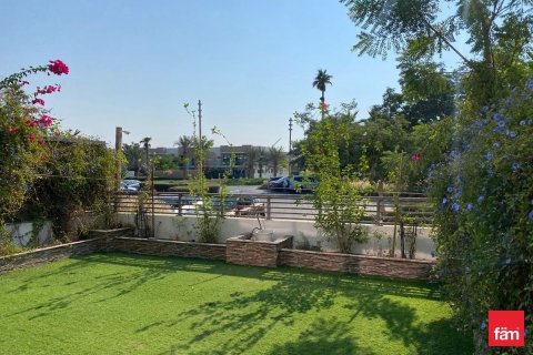 2 bedrooms Apartment in Dubai, UAE No. 126175 31