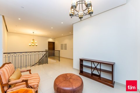 6 bedrooms Villa  No. 120227 4