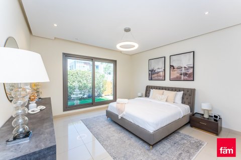 6 bedrooms Villa  No. 120227 22