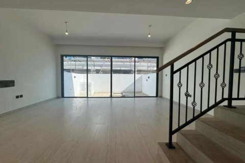 Townhouse de 5 dormitorios en Damac Lagoons, UAE No. 142921 5