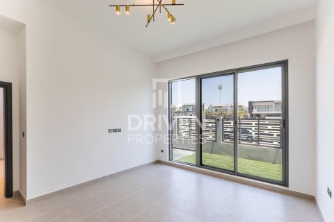 5 bedrooms Villa in Al Furjan, UAE No. 193844 24