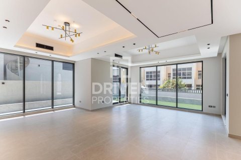 5 bedrooms Villa in Al Furjan, UAE No. 193844 31