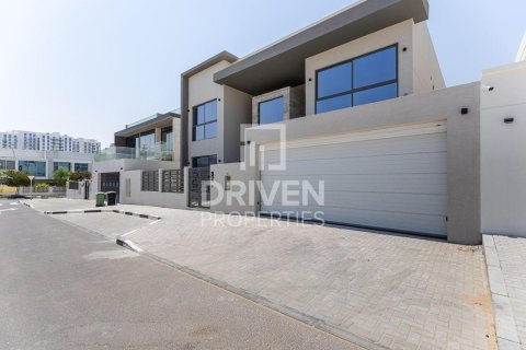 5 bedrooms Villa in Al Furjan, UAE No. 193844 26