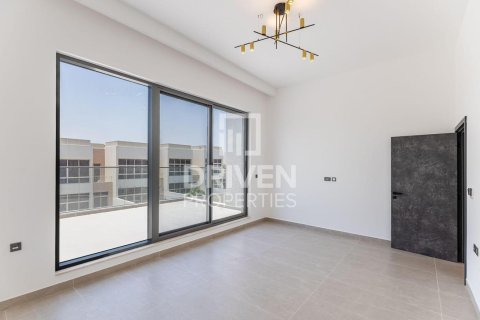 5 bedrooms Villa in Al Furjan, UAE No. 193844 12
