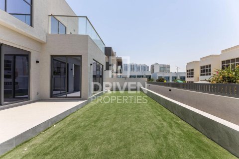 5 bedrooms Villa in Al Furjan, UAE No. 193844 16