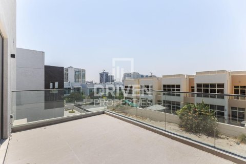 5 bedrooms Villa in Al Furjan, UAE No. 193844 8