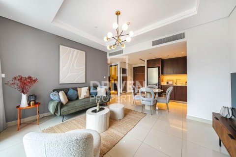 1 bedroom Apartment in Boulevard Point, UAE No. 193842 8