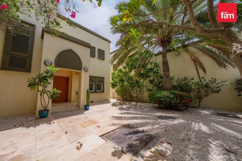 Villa de 3 chambres à Jumeirah Park, UAE No. 161335 4