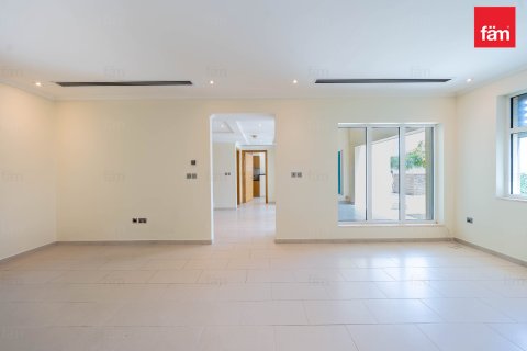 Villa de 3 chambres à Jumeirah Park, UAE No. 161335 12