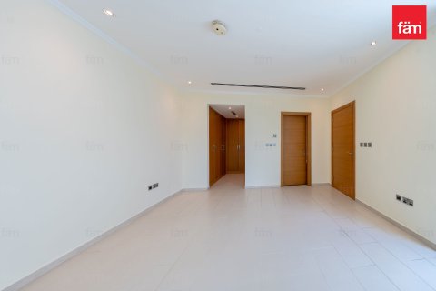 Villa de 3 chambres à Jumeirah Park, UAE No. 161335 13