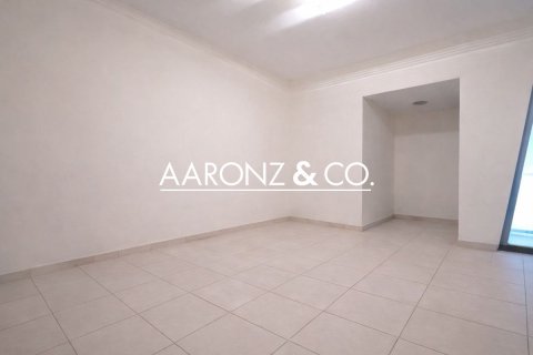 Apartment de 2 dormitorios en Jumeirah Lake Towers, UAE No. 141064 6