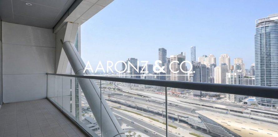 Apartment de 2 dormitorios en Jumeirah Lake Towers, UAE No. 141064