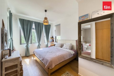 3 bedrooms Villa in Reem, UAE No. 147644 13