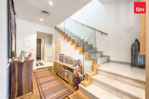 3 bedrooms Villa in Reem, UAE No. 147644 6