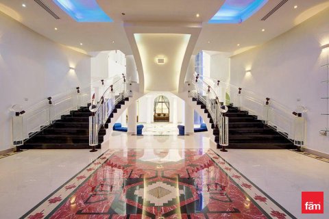 8 bedrooms Villa in Dubai, UAE No. 143454 4