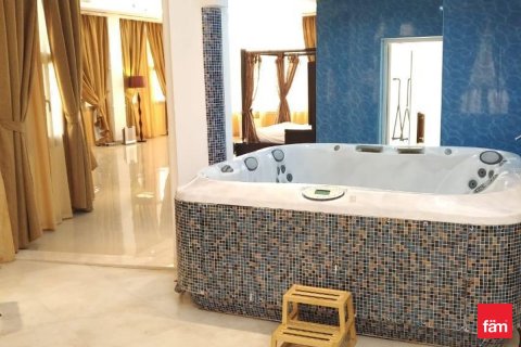 8 bedrooms Villa in Dubai, UAE No. 143454 11