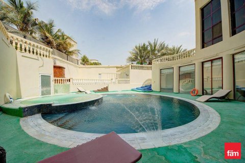 8 bedrooms Villa in Dubai, UAE No. 143454 26