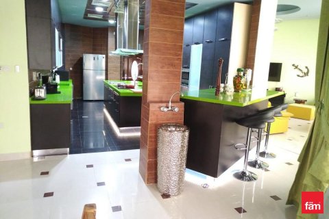 8 bedrooms Villa in Dubai, UAE No. 143454 18