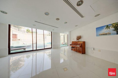 8 bedrooms Villa in Dubai, UAE No. 143454 21