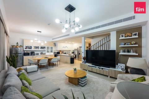 Townhouse de 3 dormitorios en Dubai, UAE No. 149221